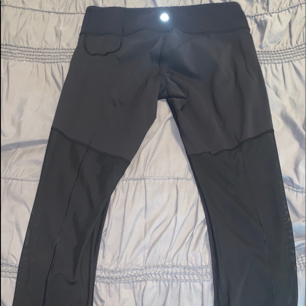 Lululemon black Capri with mesh inset